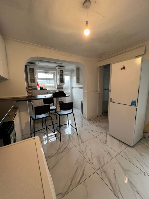 Fully furnished Double Rooms near Stratford