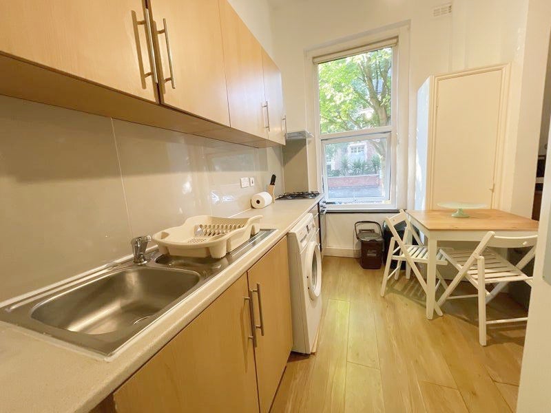 Bright Rooms in Finchley