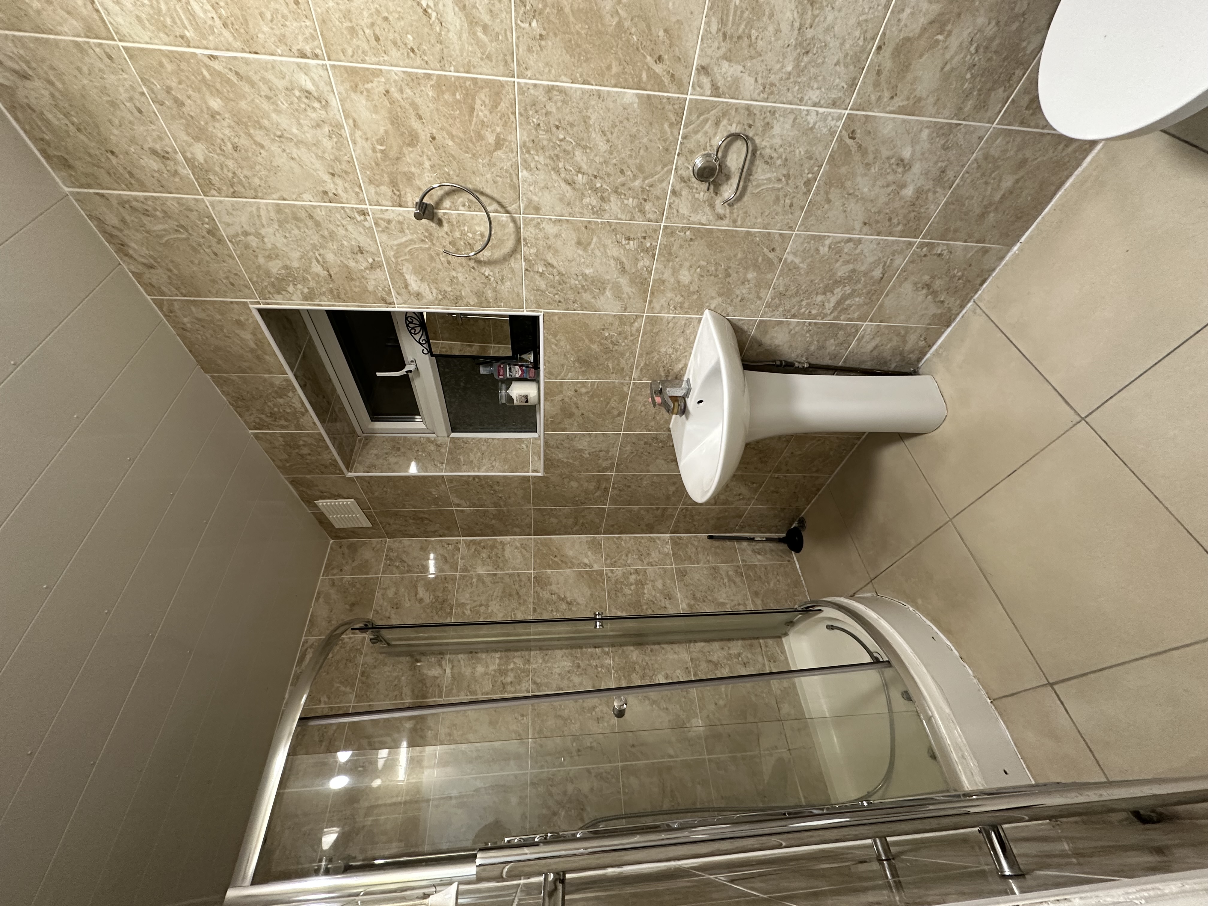 Newly Refurbished Flat in Stratford 