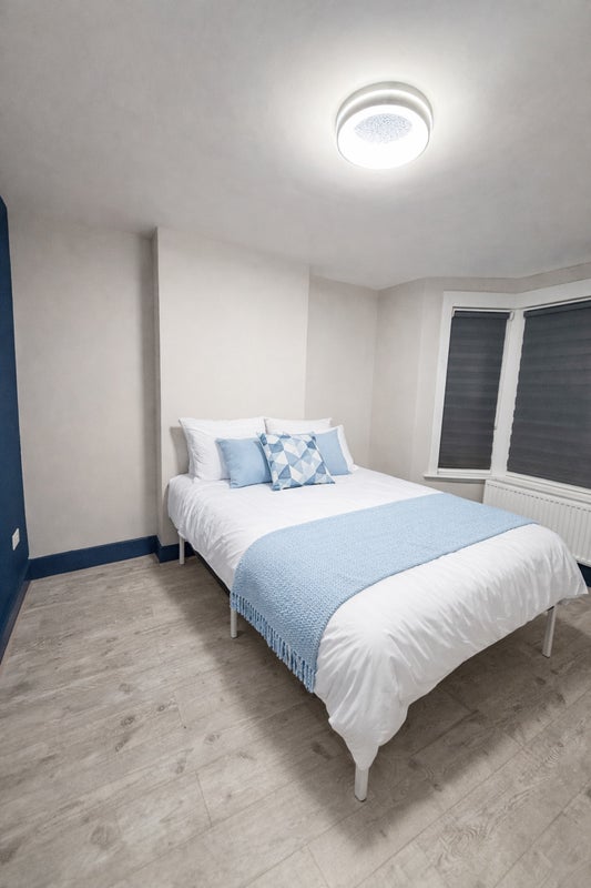 Double room near Croydon