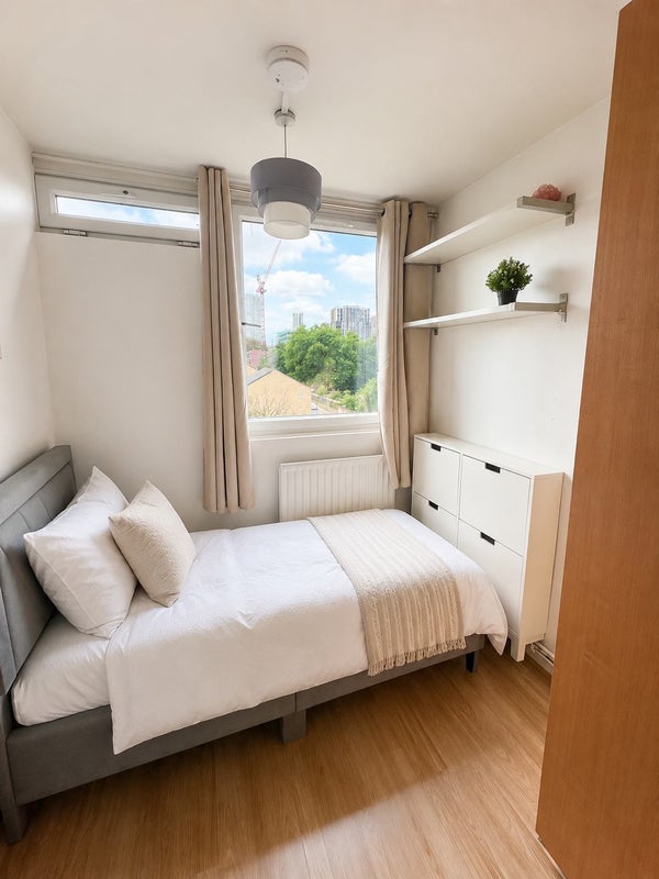 Cozy Room Central / Aldgate East - Tower Hill