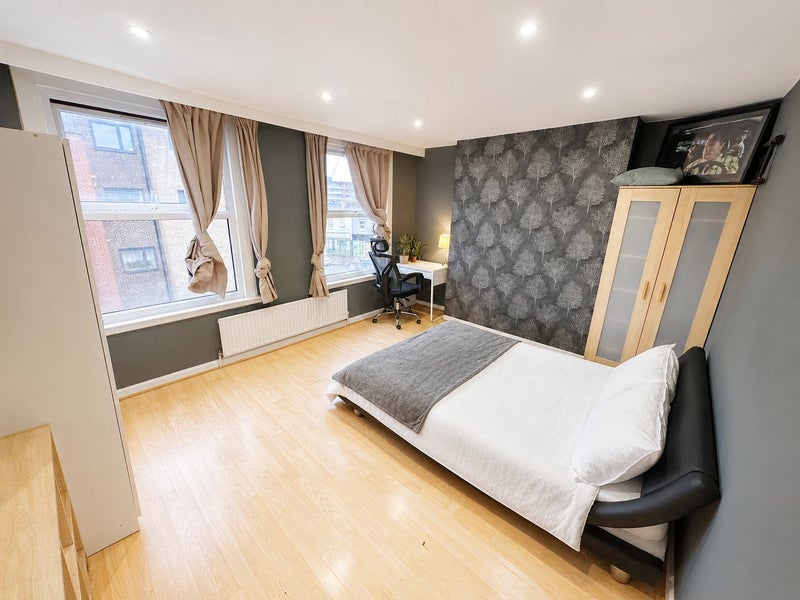 Great Bright Rooms in Canada Water / 3 Bed Flat