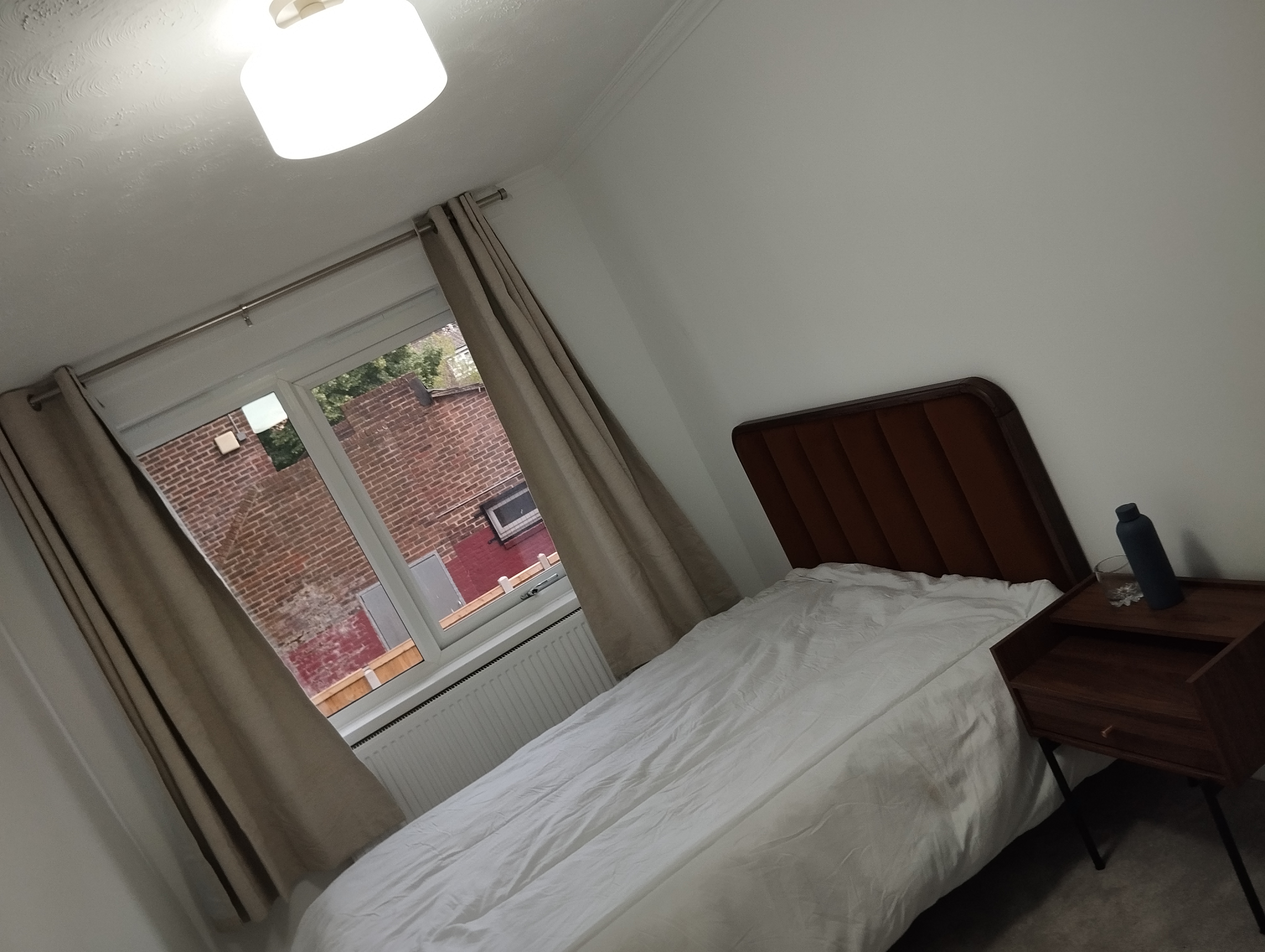 One double room with private bathroom 