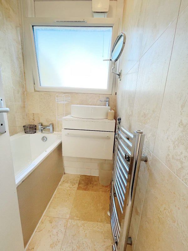 Cozy Room near Tower Bridge / Wapping