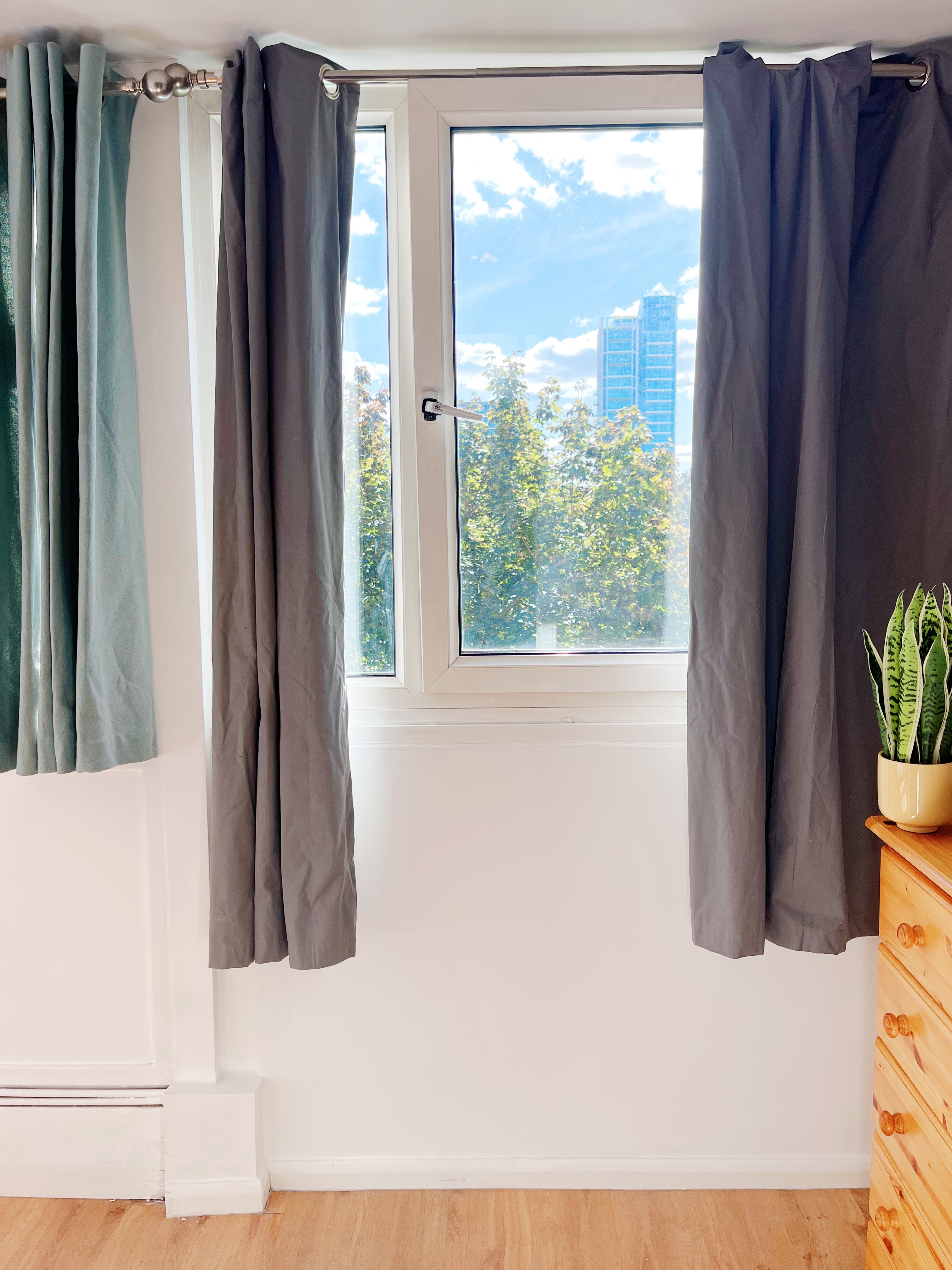 Large Double Room near Tower - Hill 