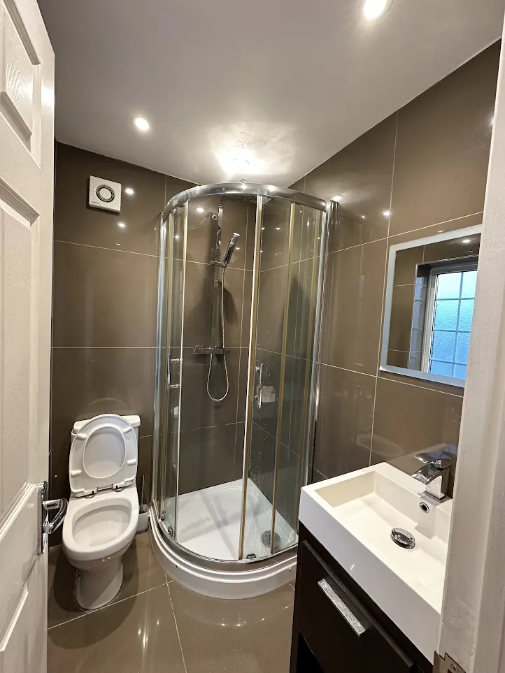 Ensuite room in CANADA WATER