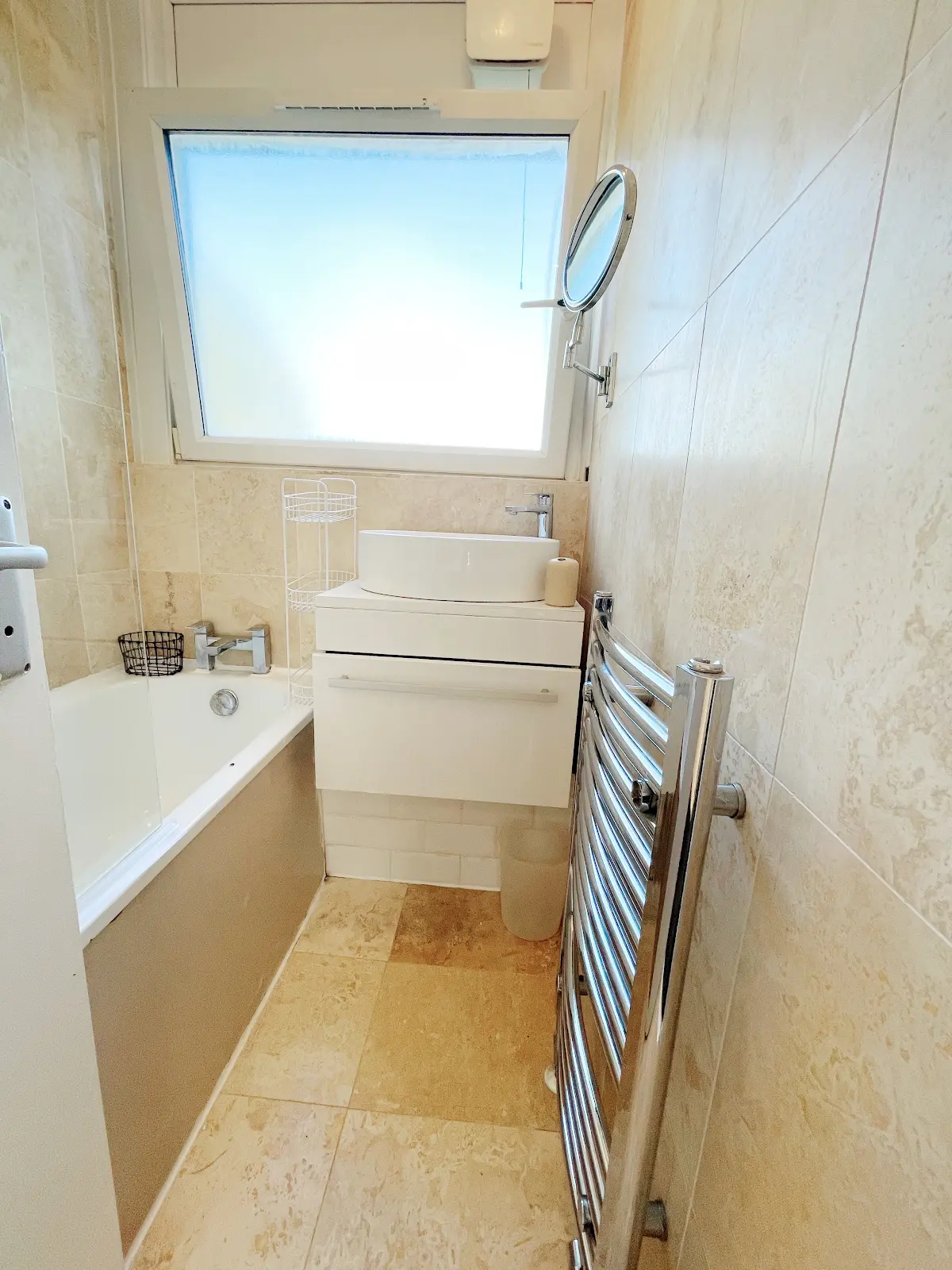 Double room near  WHITECHAPEL✔✨