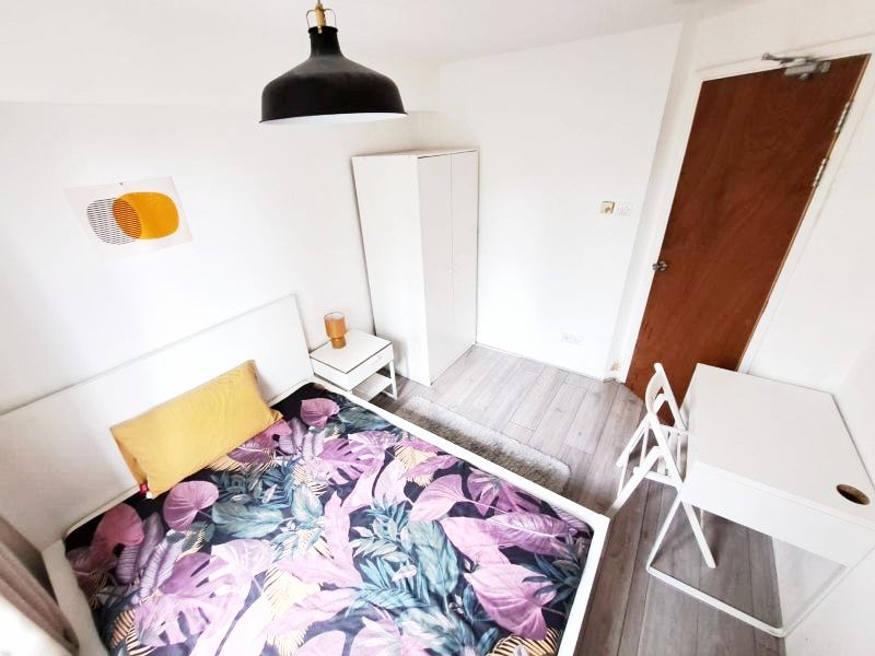 Double  Room in  Caledonian Road BILLS INCL🗝️💎