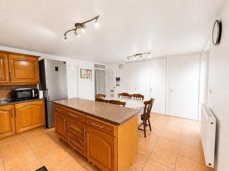 Professional House Share in Whitechapel