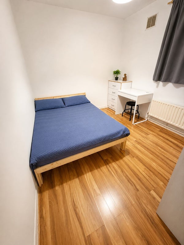 Double Room in Oval / Central London