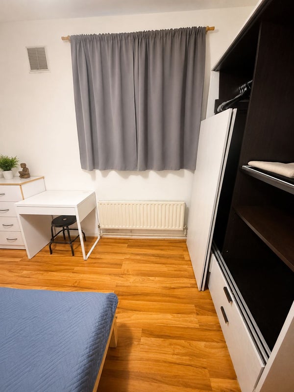 Double Room in Oval / Central London
