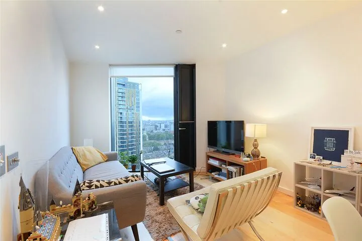 Charming 1 bedroom flat in Walworth Road