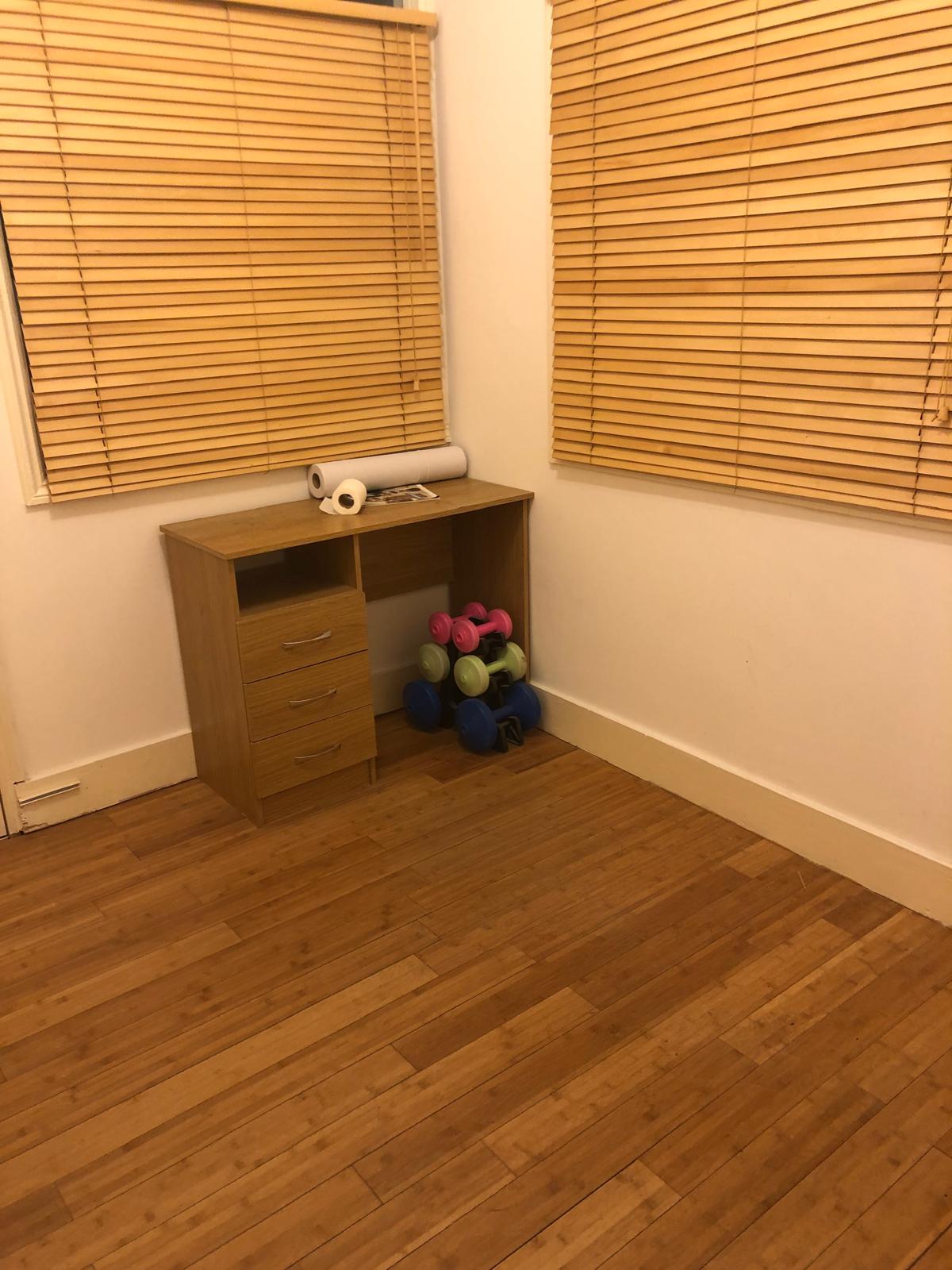 Ilford Double room to rent