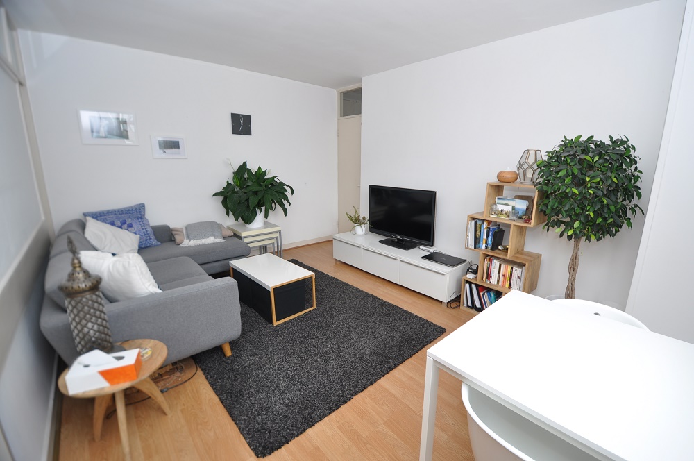 Stunning double bedroom comes fully furnished 
