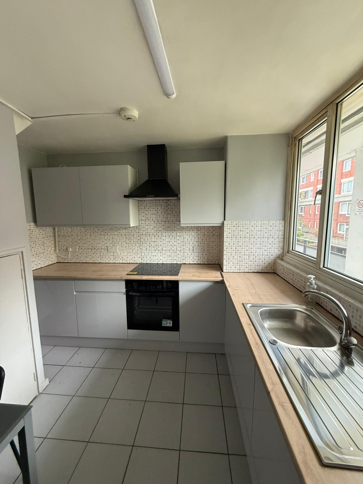 🌟 Single Room – Martindale House (E14 0AP)