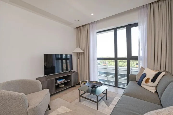 one bedroom flat in New Drum Street, London, E1 7AT