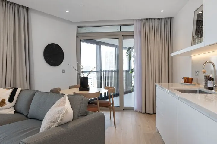 one bedroom flat in New Drum Street, London, E1 7AT