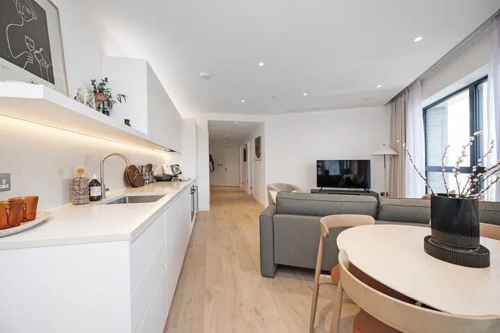 one bedroom flat in New Drum Street, London, E1 7AT