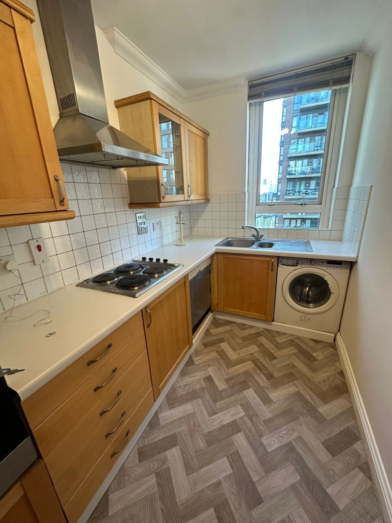 En Suite Room near Crossharbour (E14)