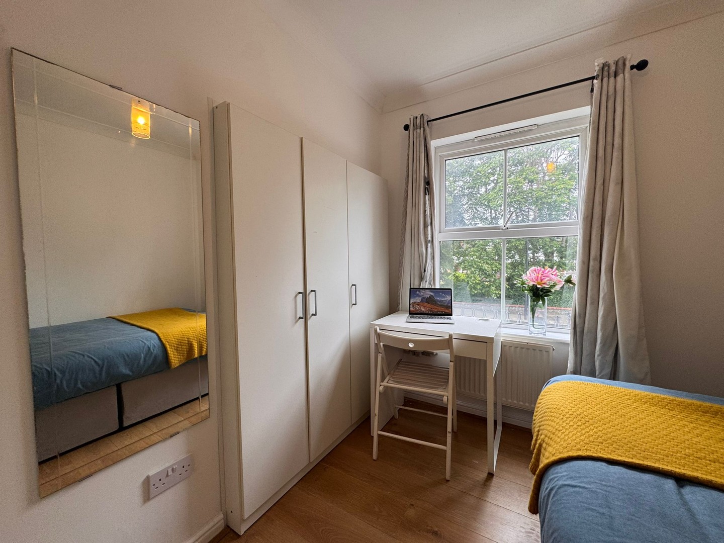 Double Room near Crossharbour (E14)