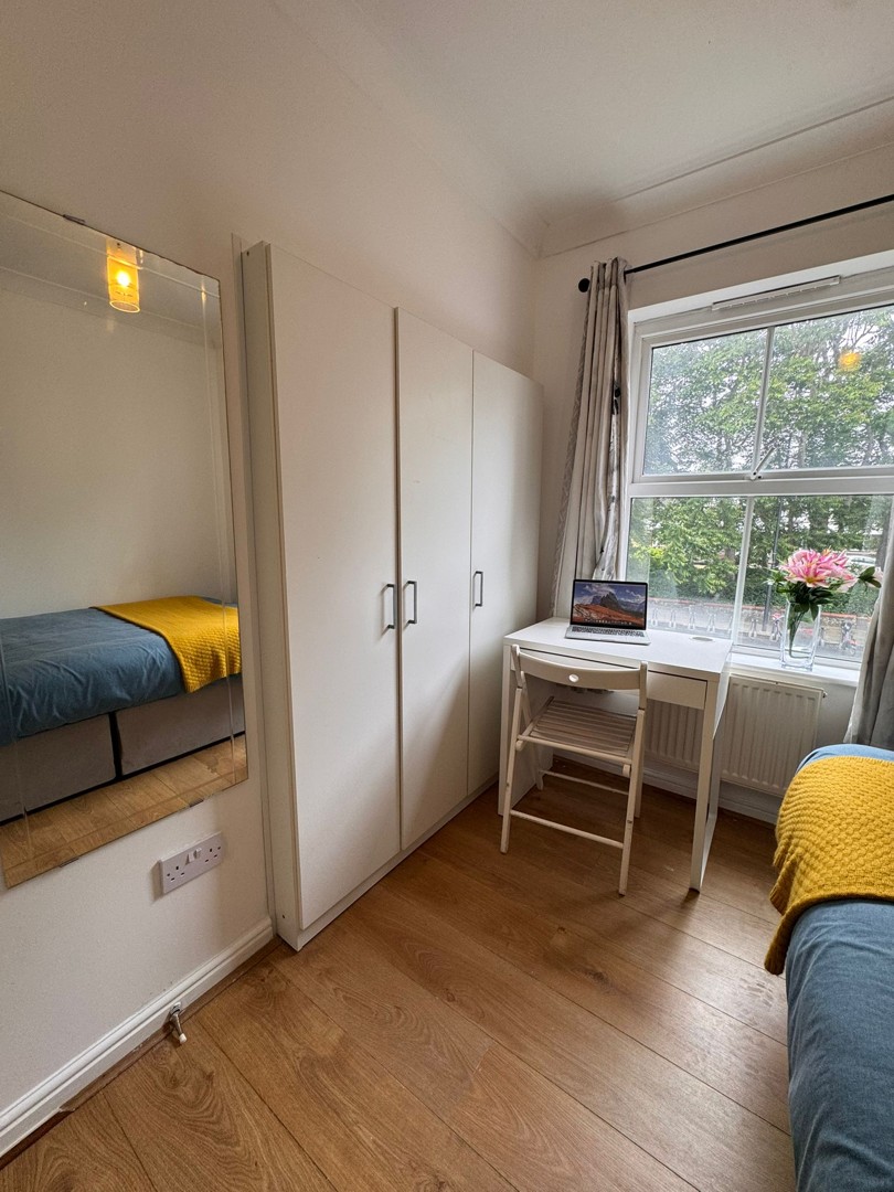 Double Room near Crossharbour (E14)