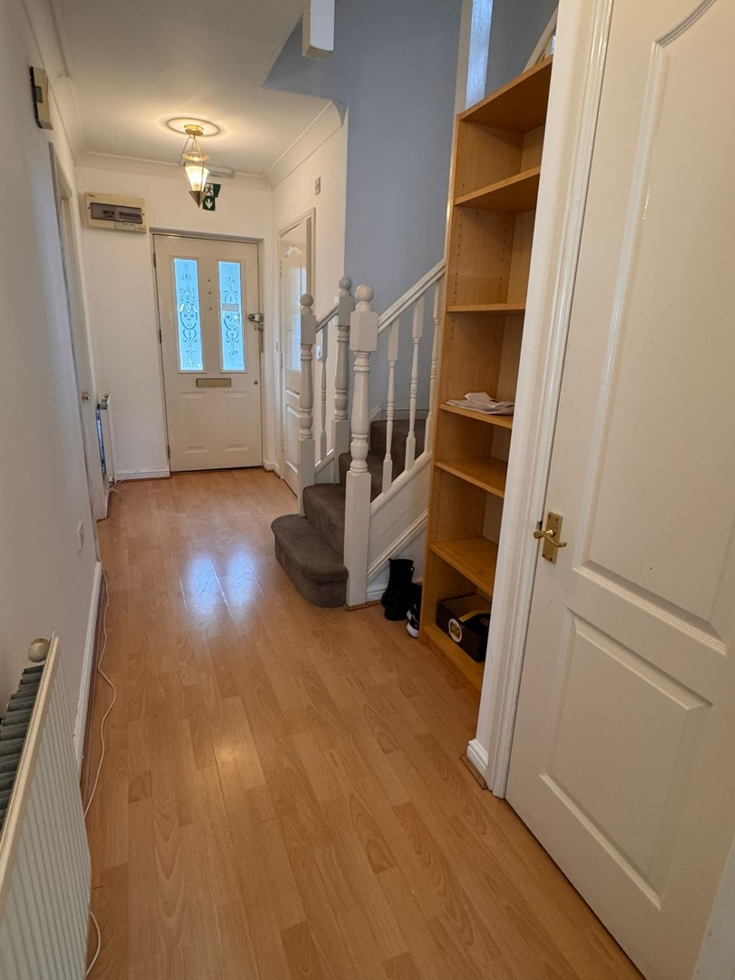 Ensuite Room near Crossharbour (E14)