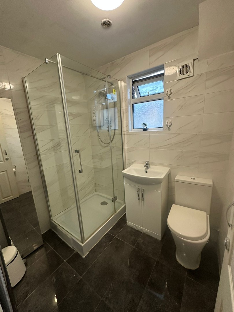 Master Room near East Finhcley (N2)