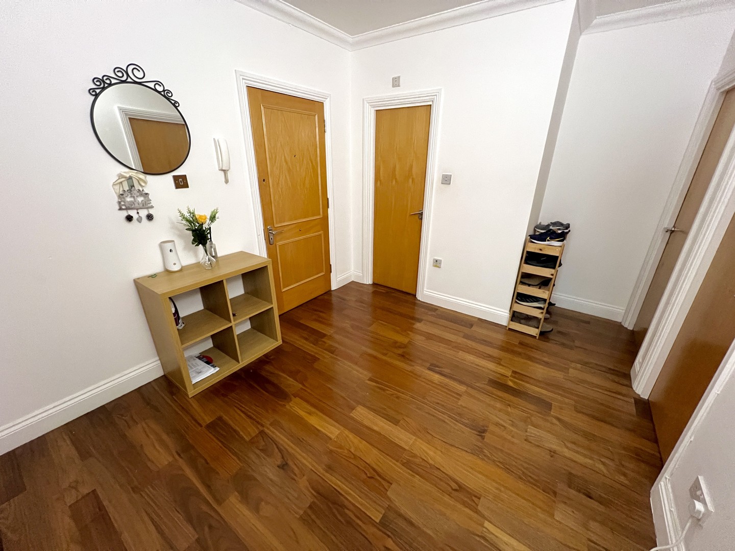 Ensuite Room near Crossharbour (E14)