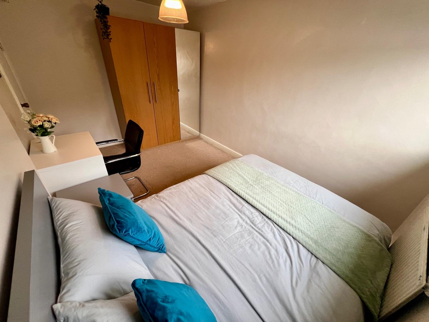 Master Room near Crossharbour (E14)