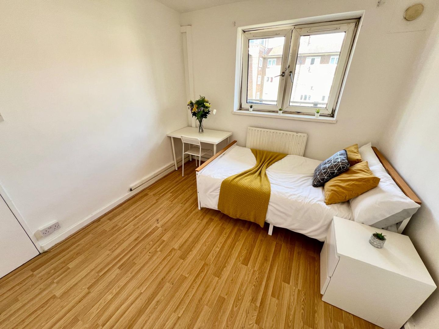 Double Room near Bethnal Green (E2)