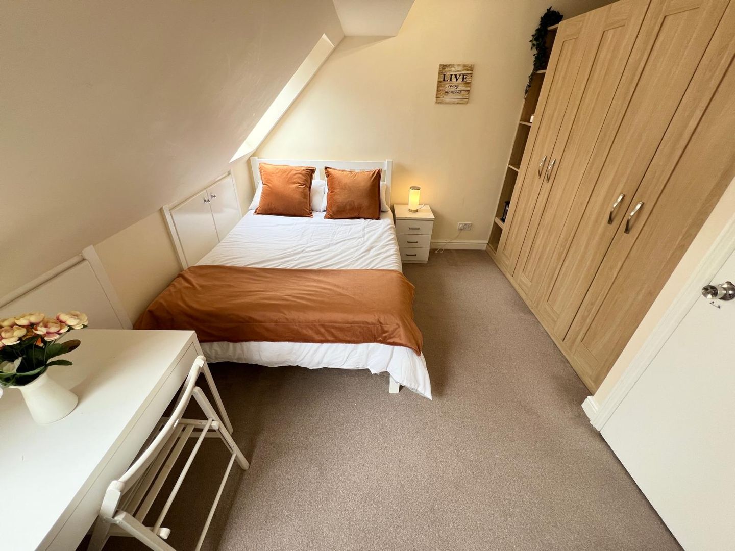 Double Room near Mudchute/Island Gardens (E14)