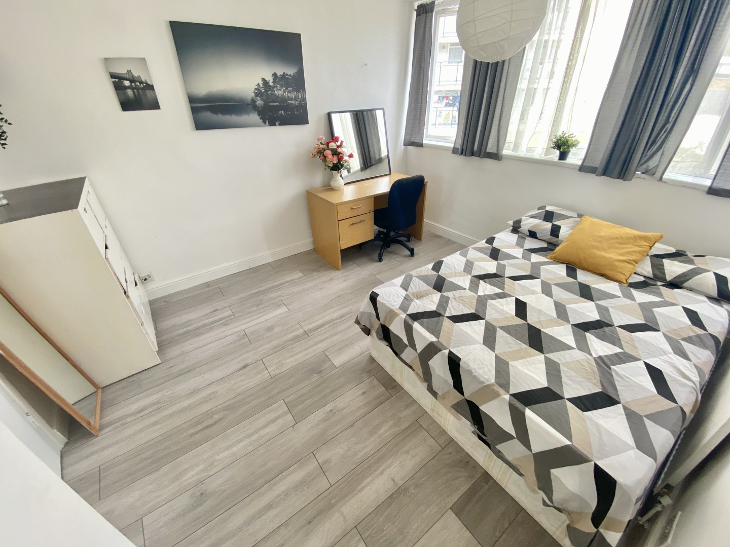 Double Room near Oval (SW8)