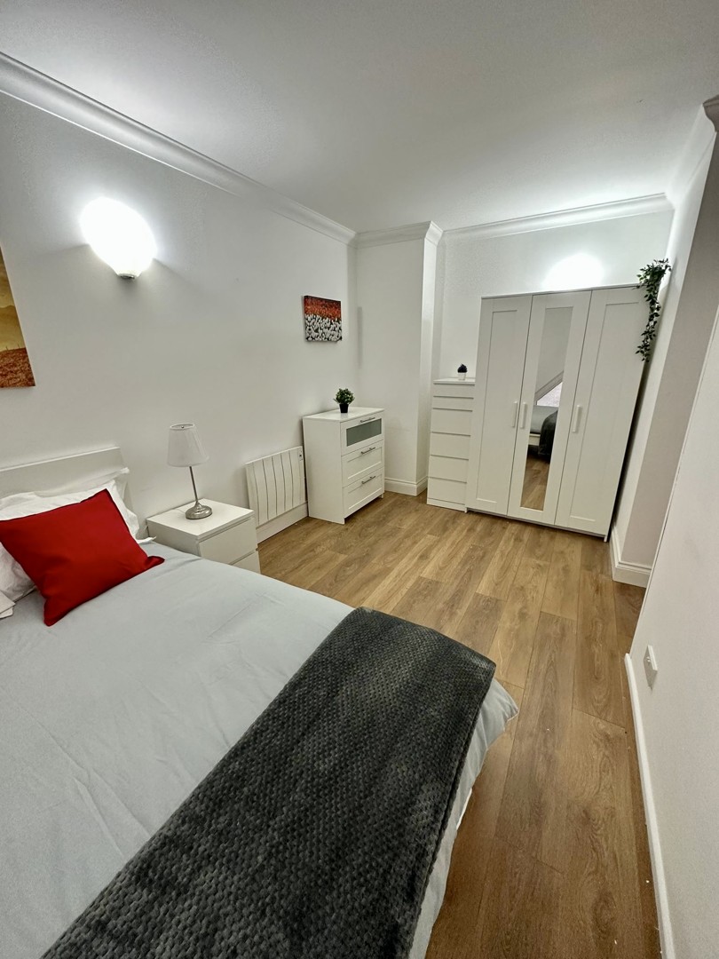 Double Room near Crossharbour (E14)