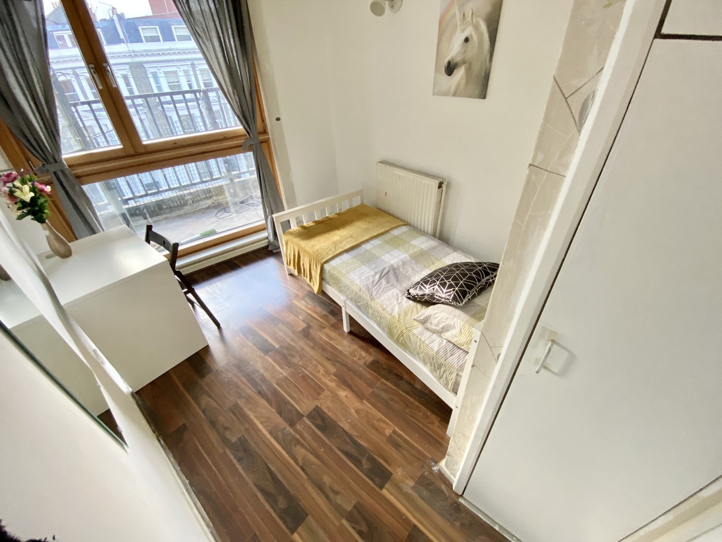 Double Room near Imperial Wharf / Fulham Broadway (SW10)