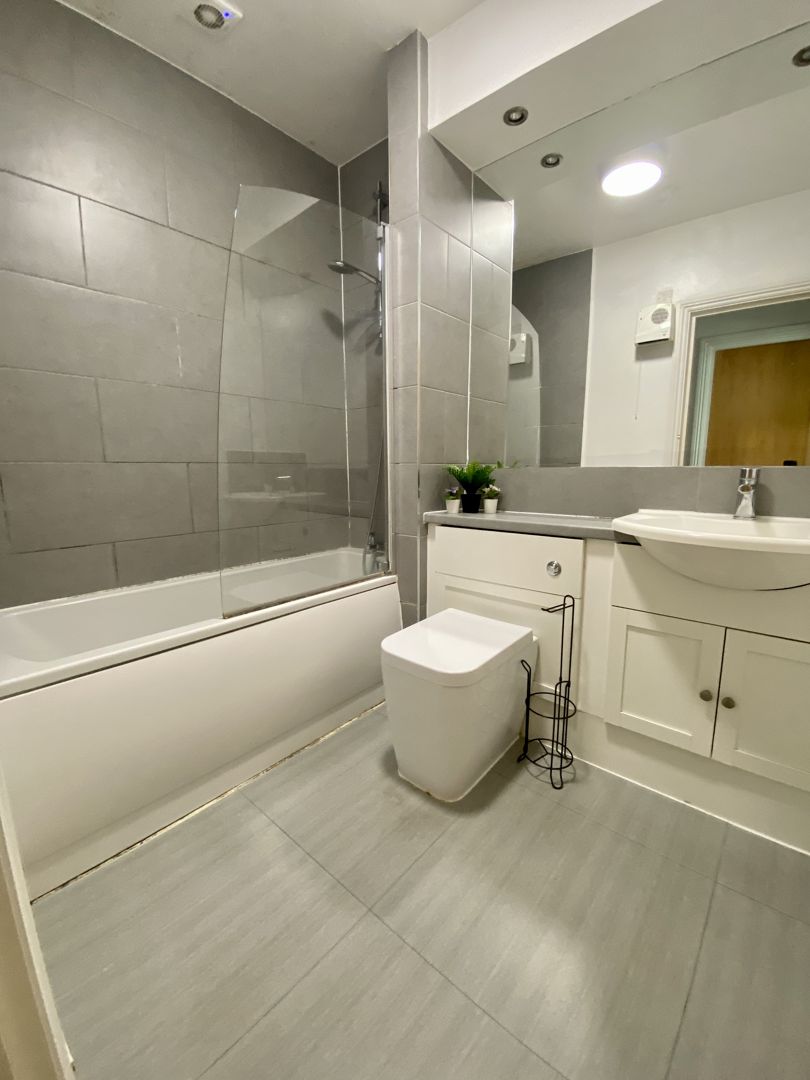 Double Room near Crossharbour (E14)
