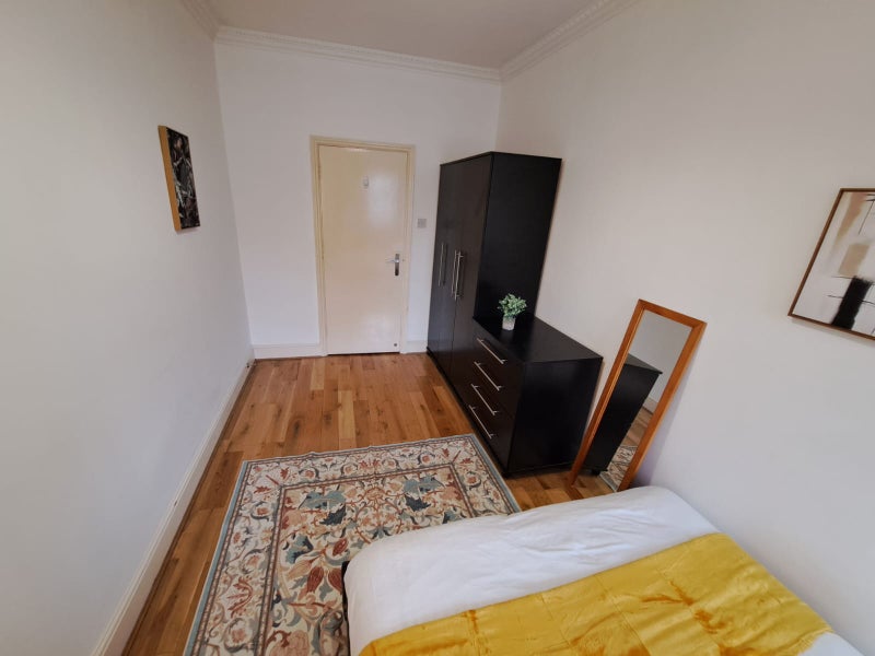 💥 3 Stunning Rooms in Highbury 