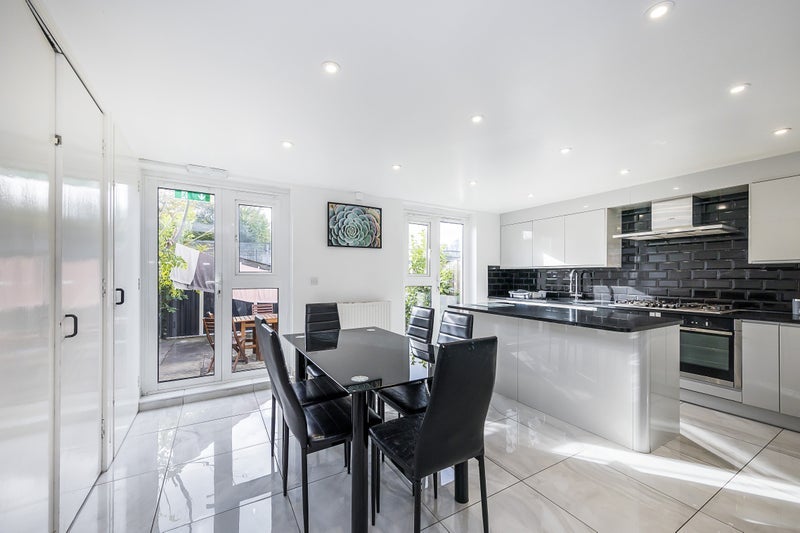 🔑 Cozy Double Room near Brick Lane Now 🔑