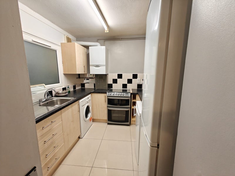 💎 Bright Single room in Shadwell - Available NOW