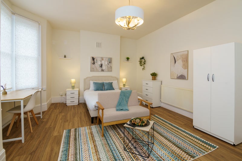 🏠Master Room in West Hampstead – View today 🔥
