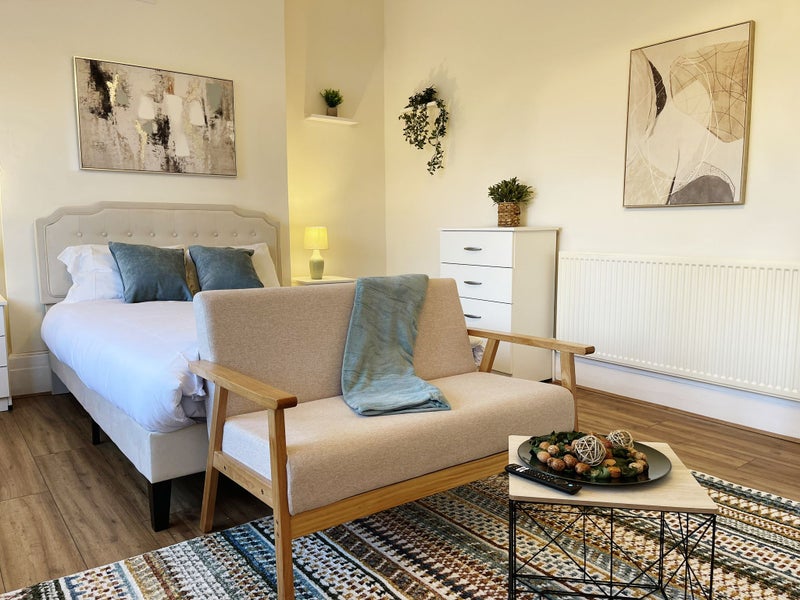 🏠Master Room in West Hampstead – View today 🔥