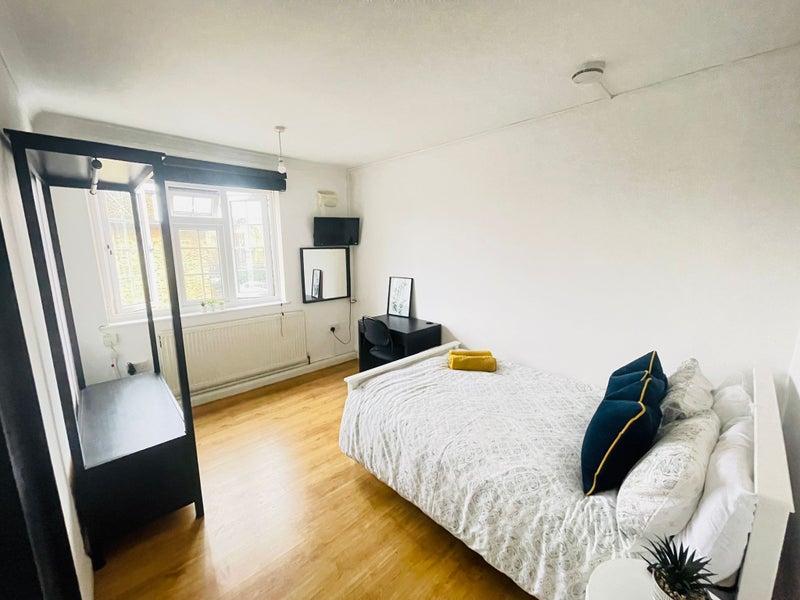 💥Cozy Room in All Saints 🏡 | 1st October