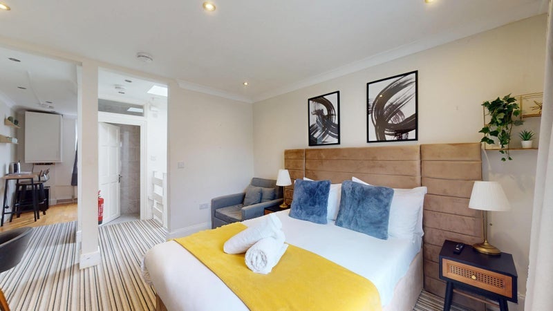 Studio Flats in Angel available now! 