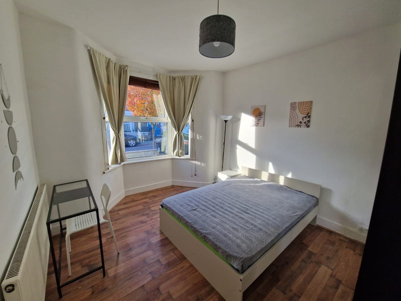 🔥 Double Room in N15 | Available Now 🏡