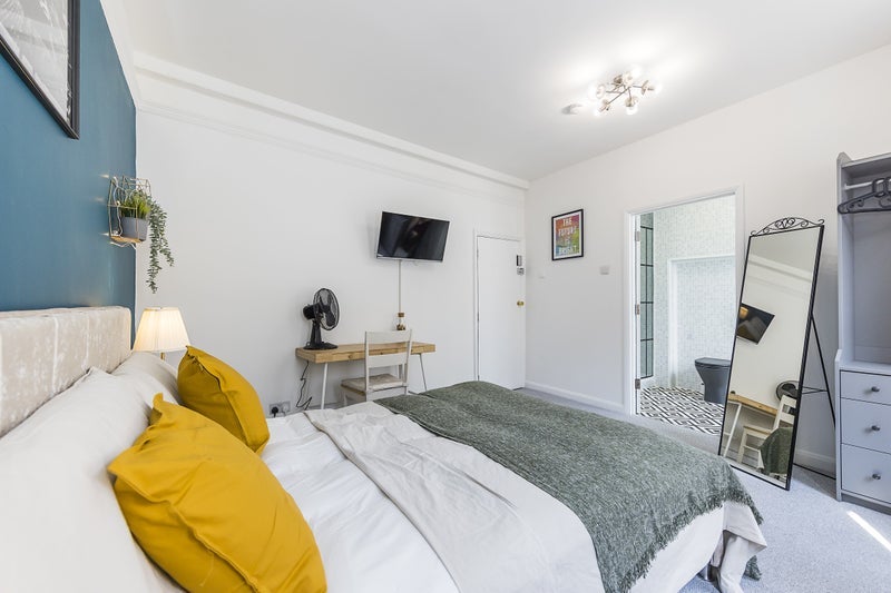 ⚡Ensuite in Brick Lane NOW⚡