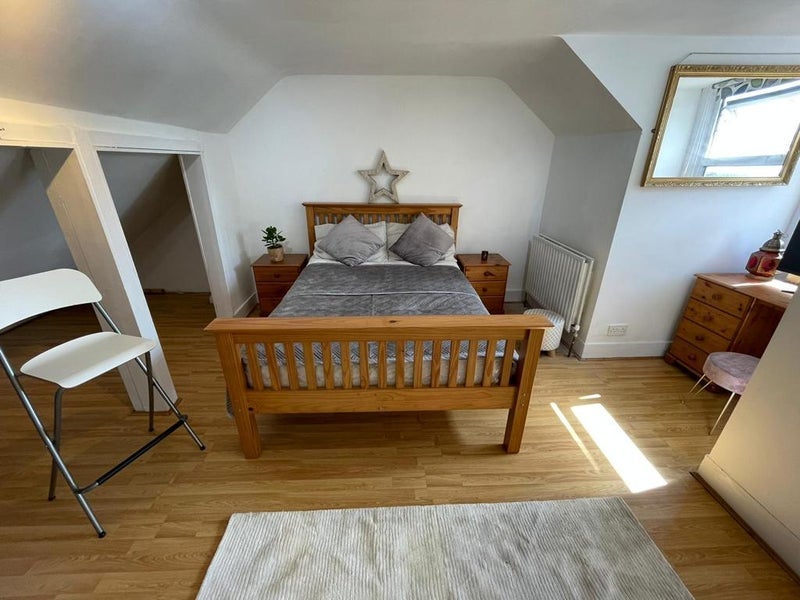 Double Room in Plaistow