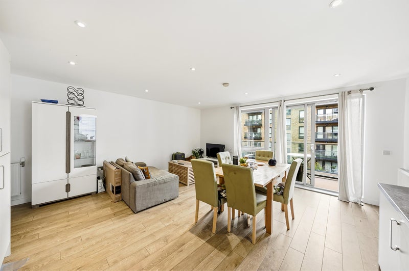 🏡 Spacious Double Room in All Saints | 1st Nov💥