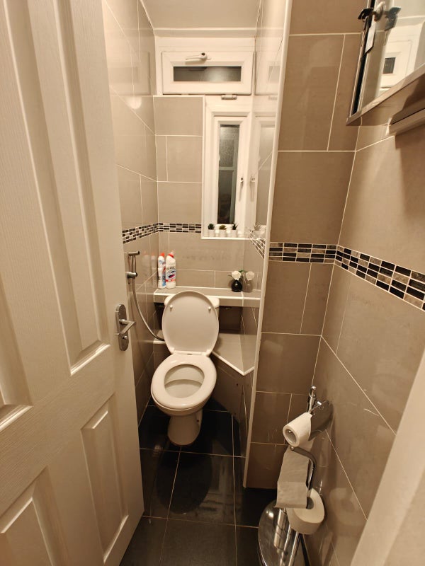 🏡 Stunning Room Near Shadwell In October! 🏡