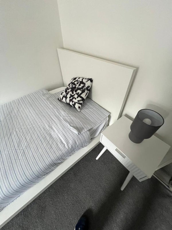 🌟 Cozy Double Room in Aldgate | Move in July