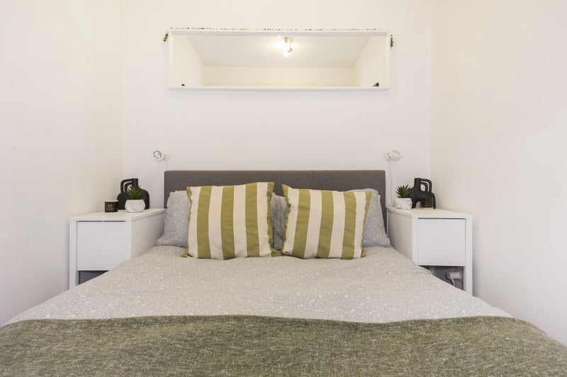 ✨ Modern 1-Bed Flat | Mudchute | 1st Sept