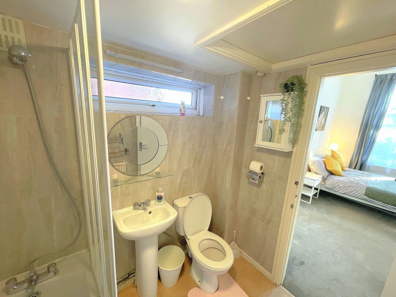 🔥Spacious Ensuite Room | 1st Nov 🔥